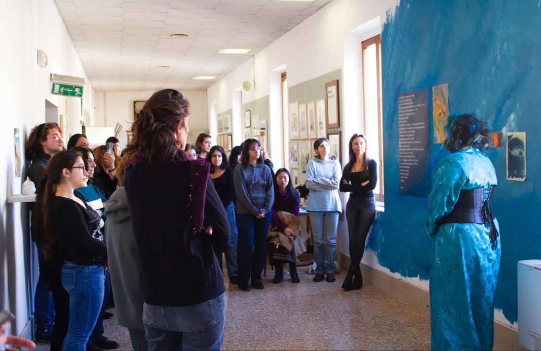 Aurora Basso – L’acqua e il tempohttps://www.exibart.com/repository/media/formidable/11/img/d82/Rassegna-Passaggi_Lacqua-e-il-tempo-1068x694.jpg