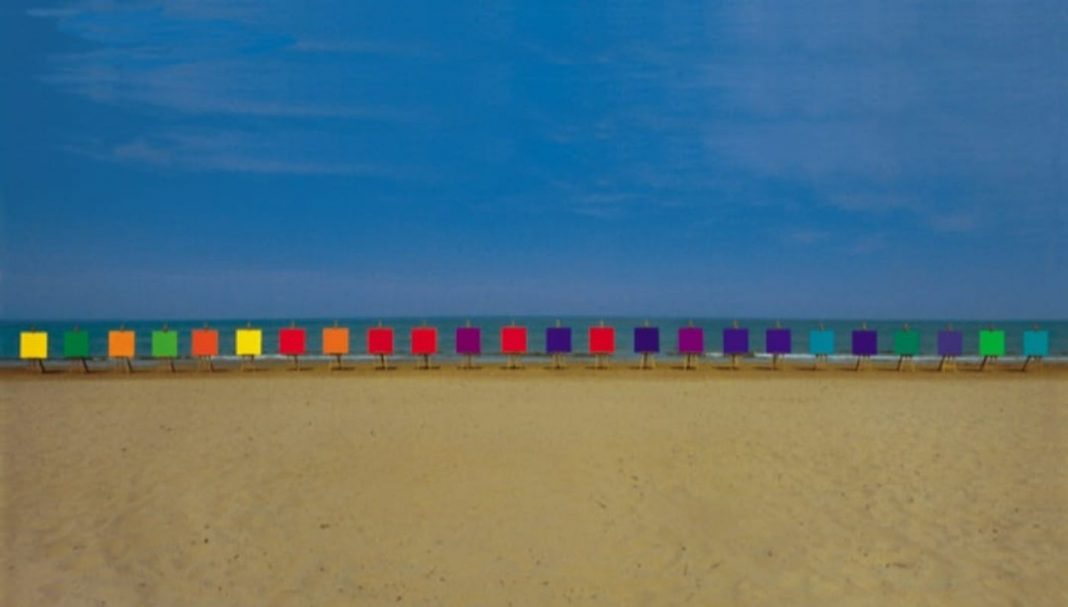 Un arcobale dipinto sul mare | 45 anni dopohttps://www.exibart.com/repository/media/formidable/11/img/dbe/summa-1068x607.jpeg