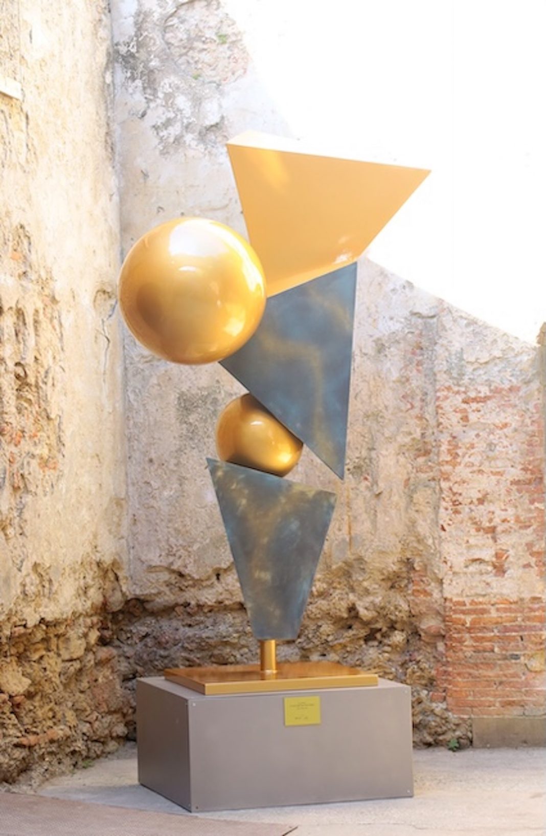 CESARE CATANIA – IL CUORE DELLA TERRA. QUANDO LA MATERIA INCONTRA IL DIGITALEhttps://www.exibart.com/repository/media/formidable/11/img/de5/01_Il-Cuore-della-Terra-Phy-Version-Cesare-Catania-1068x1634.jpg