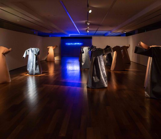 Tessere d’arte – Intrecci tra materia e creazione Tessere d’arte – Intrecci tra materia e creazione