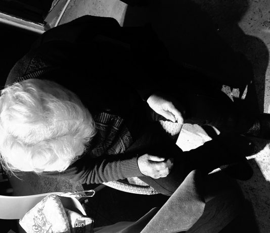 Filippo Sorcinelli – Gina. Incarnare la sofferenza con la salvezza del profumo