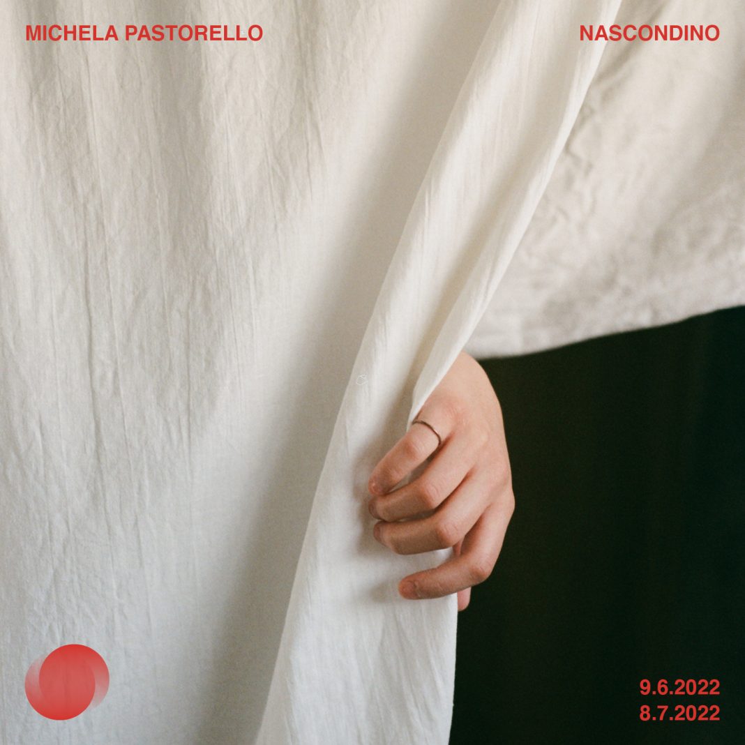 Michela Pastorello – Nascondinohttps://www.exibart.com/repository/media/formidable/11/img/e82/IG-ibridazioni-14-1068x1068.jpg