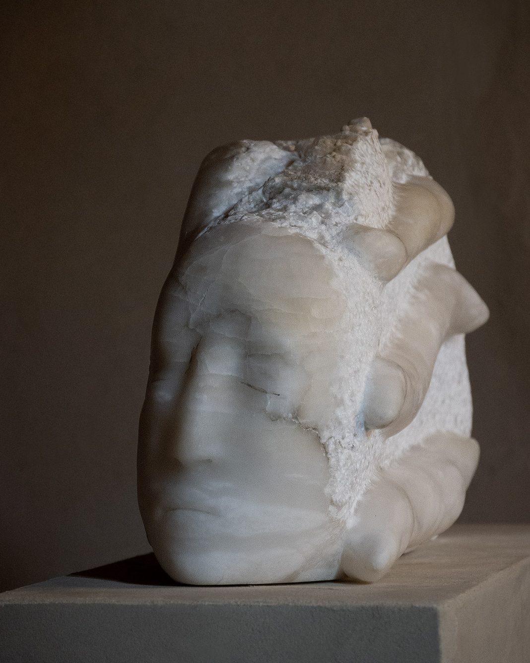 Intimate Mythologies. Personale di Roberta Busatohttps://www.exibart.com/repository/media/formidable/11/img/e9c/Roberta-Busato-Giano-Bifronte-Intimate-Mythologies-exhibition_KALPA-Gallery-1068x1336.jpg