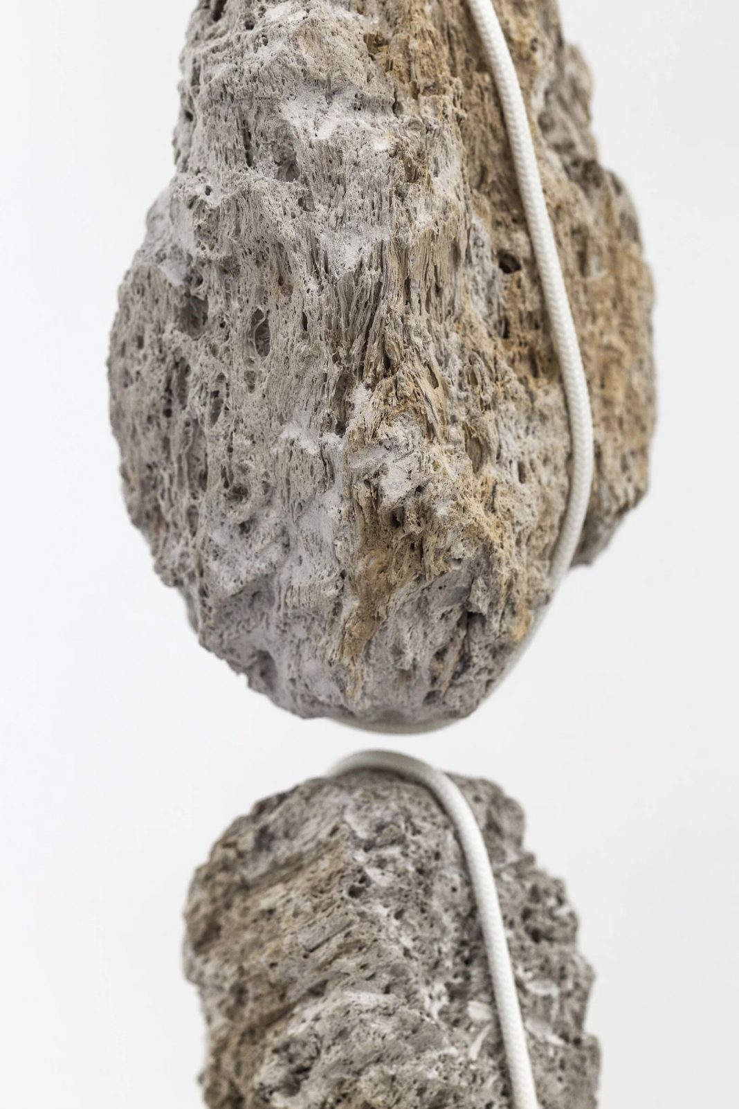 Romain Dumesnil – Calorehttps://www.exibart.com/repository/media/formidable/11/img/ea2/credit-to_nassimo-berthomme_lapso-001-1068x1602.jpg