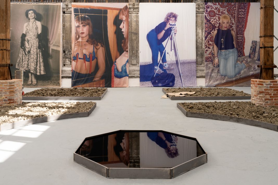 E tuttavia crediamo che la vita sia piena di fortunate possibilità / Yet we insist that life is full of happy chancehttps://www.exibart.com/repository/media/formidable/11/img/f12/DSC0319-1068x712.jpg