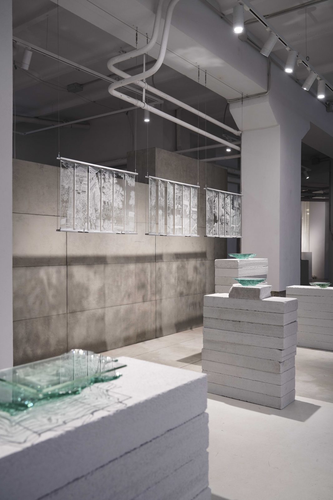 Illusion Cityhttps://www.exibart.com/repository/media/formidable/11/img/f68/Illusion-City_Yue-Wu_Numero-51-34-1068x1602.jpeg