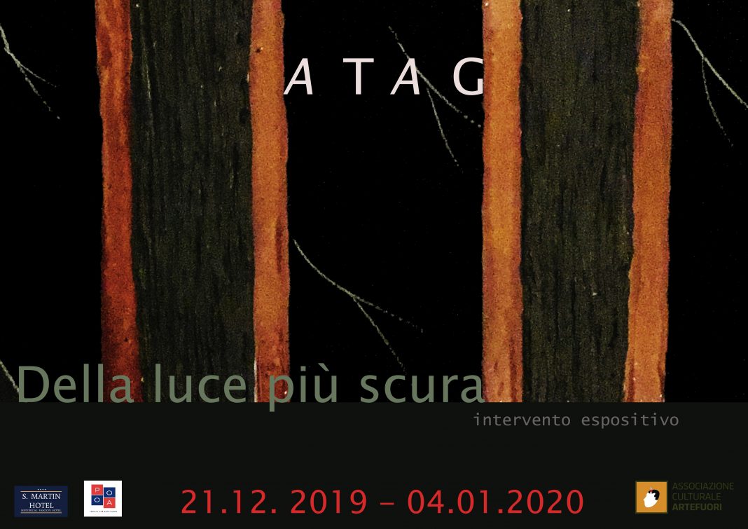 ATAG – Della luce più scurahttps://www.exibart.com/repository/media/formidable/11/locandina-definitiva-copia-1068x755.jpg