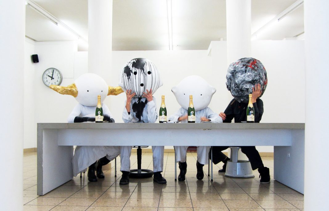 Nina Staehli – Nina & the Big Headhttps://www.exibart.com/repository/media/formidable/11/ninastaehlimostragenova-1-1068x686.jpg