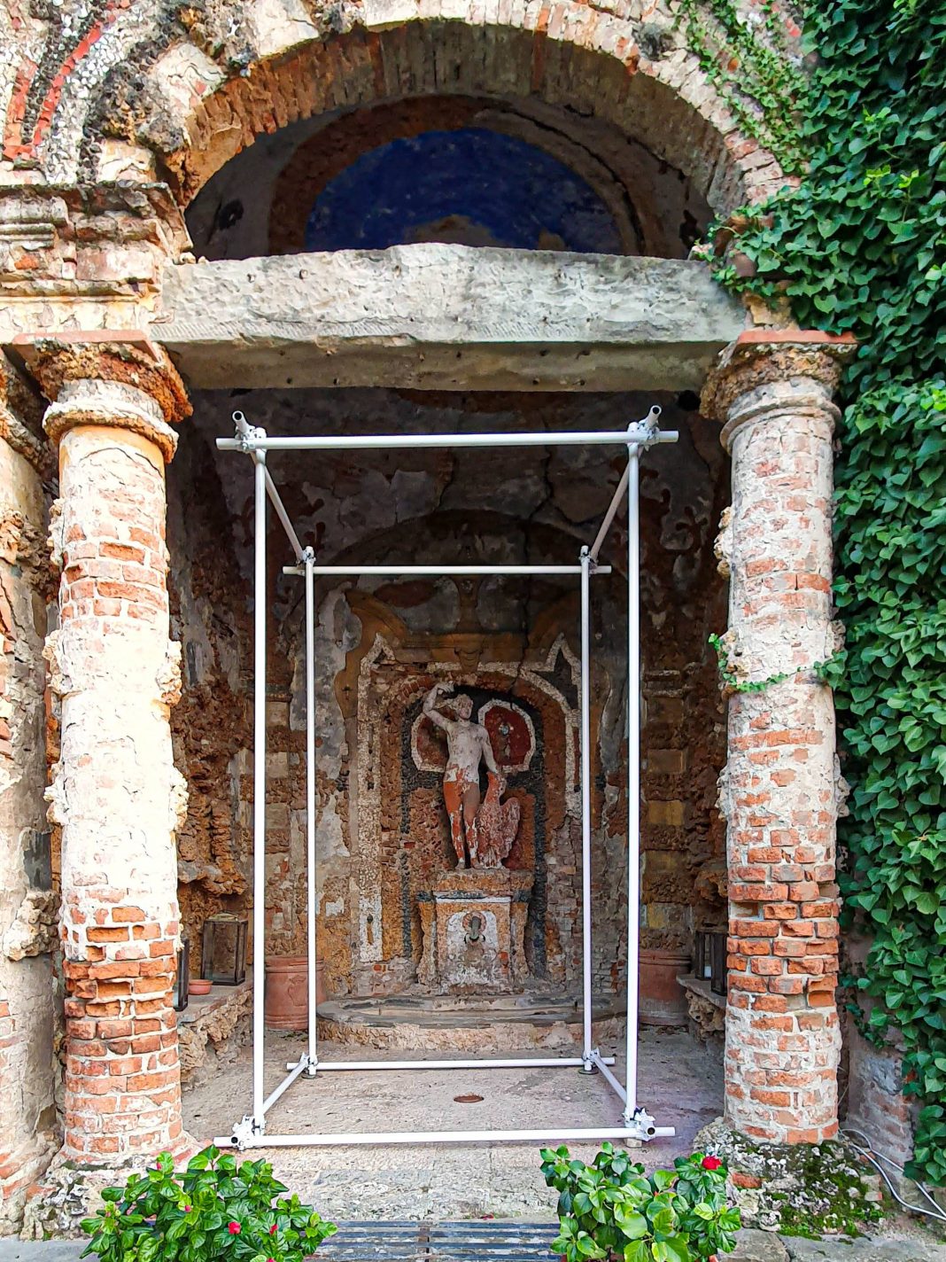 Qiu Yi – Pieno e vuotohttps://www.exibart.com/repository/media/formidable/11/operaQiuYi-1068x1424.jpg