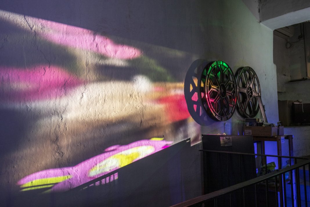 Diego Dominici – Ritratti di Cinema. La sala, il lavoro, il pubblicohttps://www.exibart.com/repository/media/formidable/11/rosa-rotondo_Cinema-Vittoria-Bra-1068x712.jpg