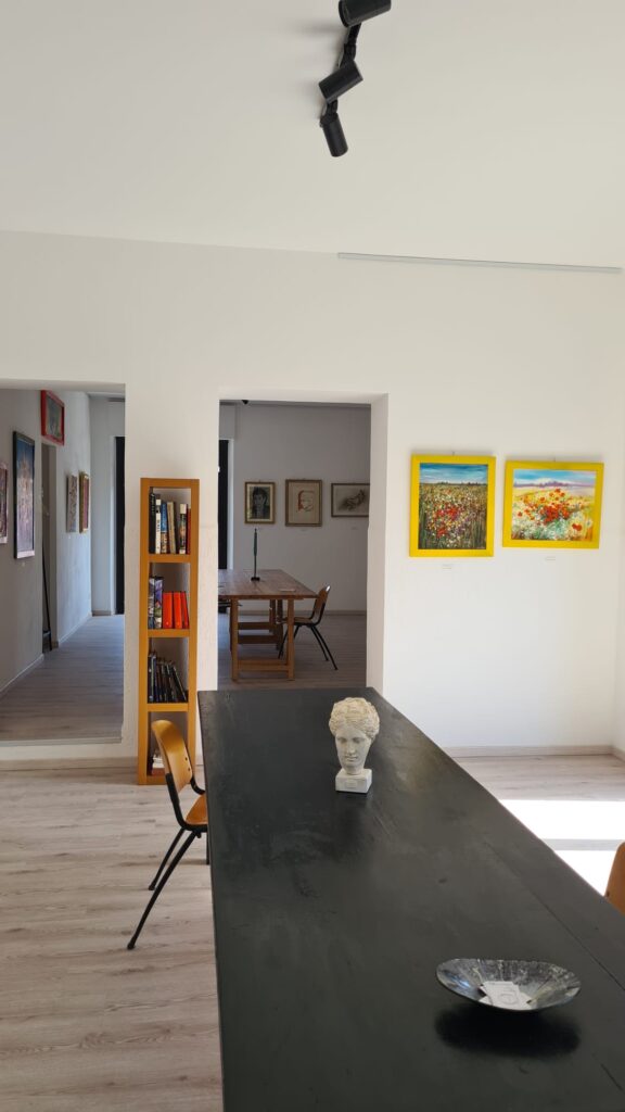 Piazza Mileto Art Gallery