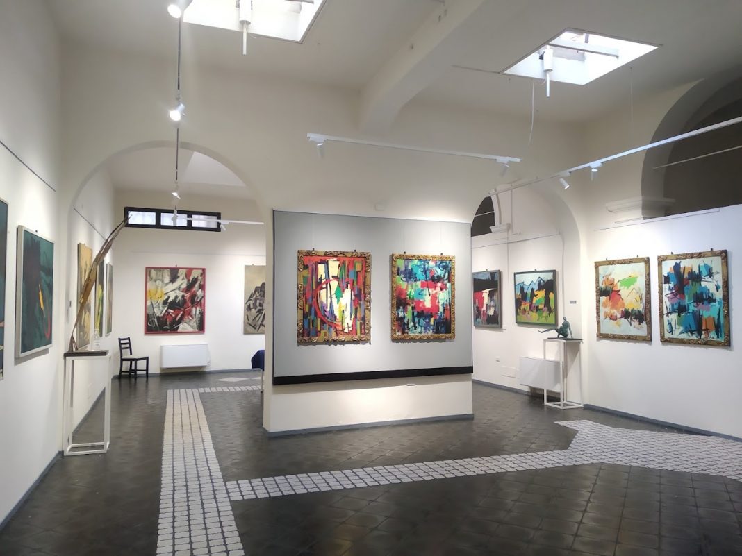 Chaos art Gallery