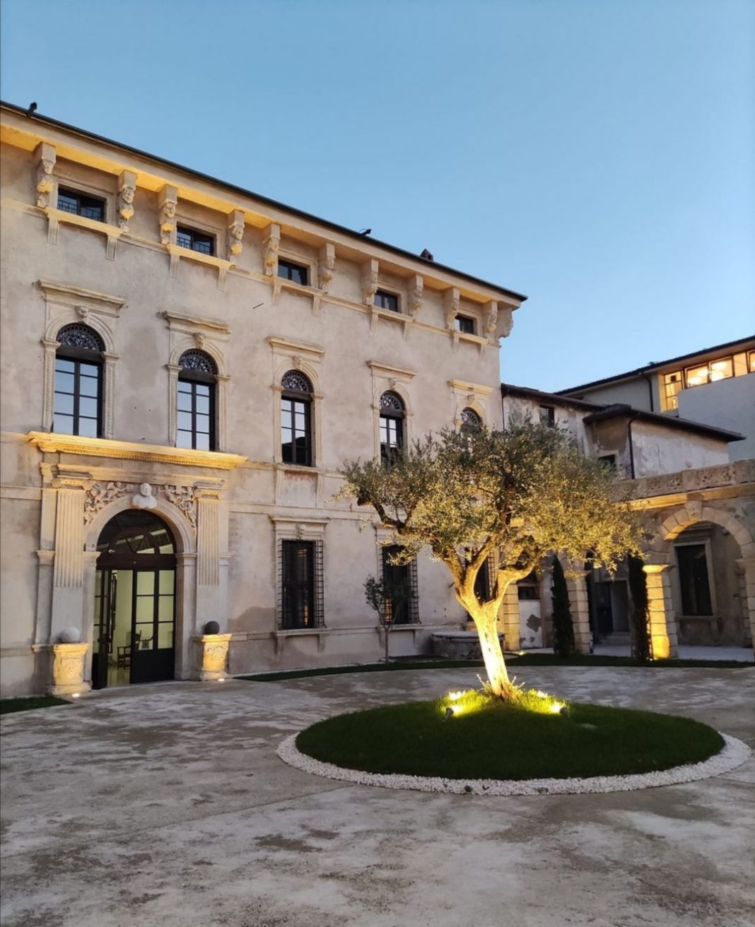 Palazzo Montanari
