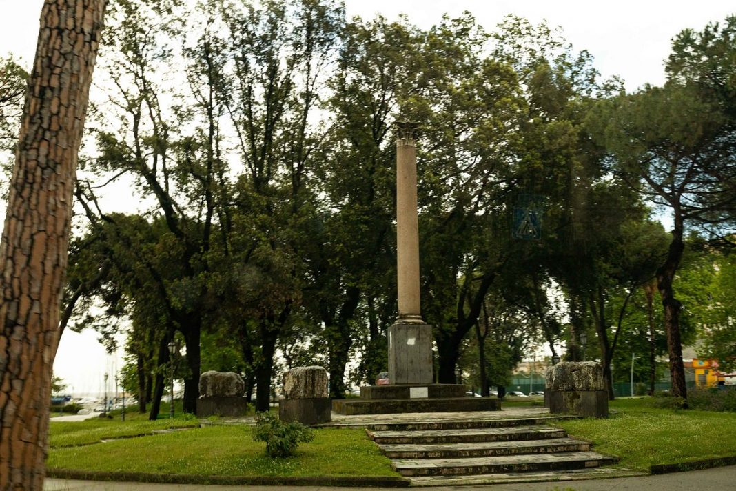 Giardini del Molosiglio – Via A. Ferdinando Acton