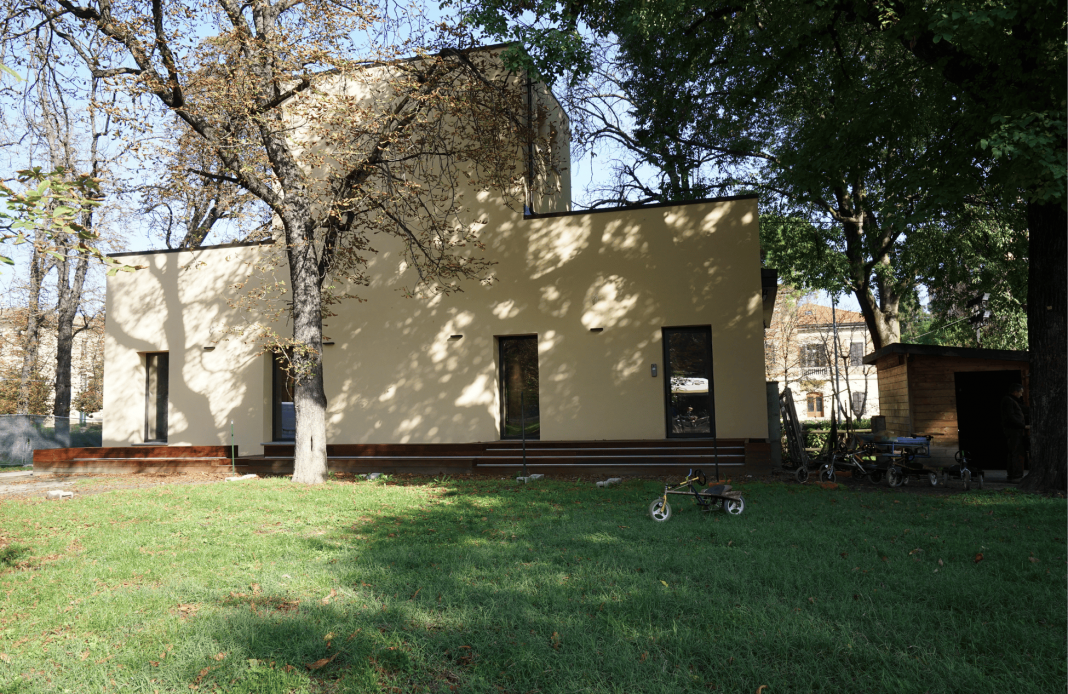 CENTRALE Re-Use WITH Love