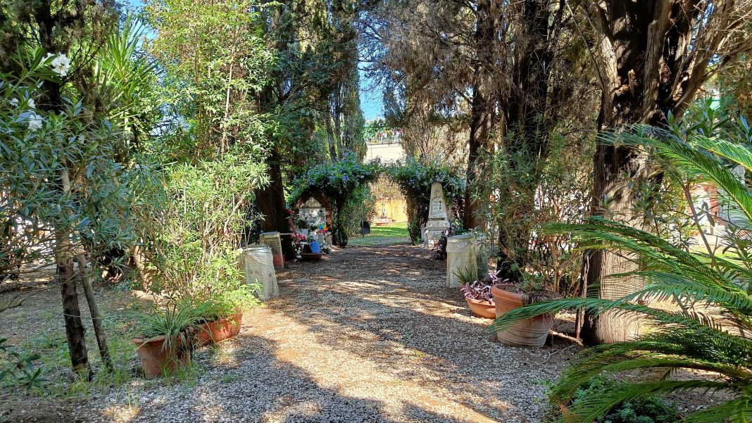 Cimitero Santa Maria del Carmine – Parrocchietta