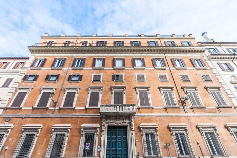 Palazzo Albertoni Spinola