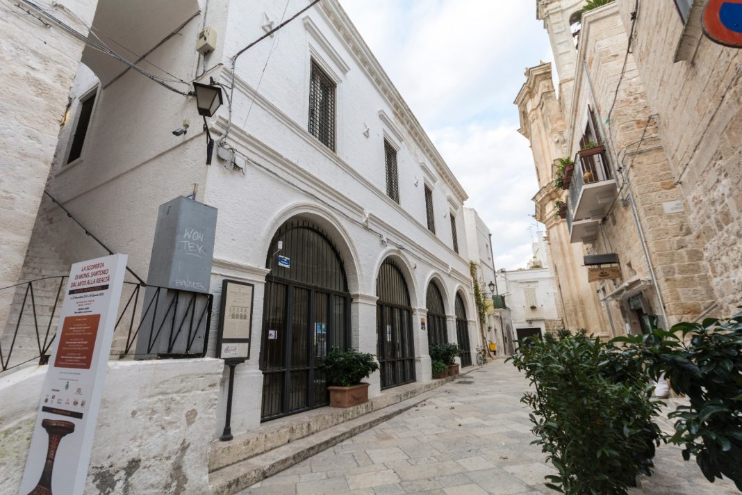 Porticato Palazzo San Giuseppe