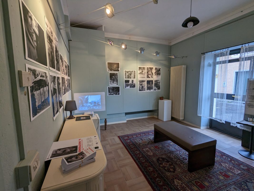 Lakeside Art Gallery