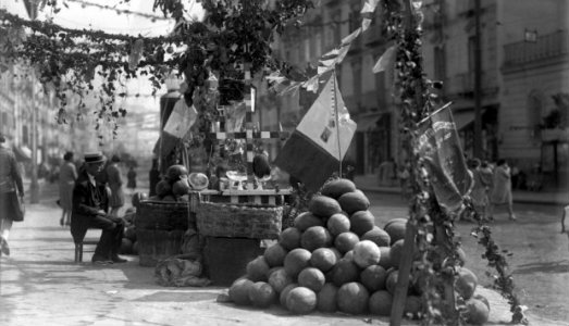 Napoli Riscopre L Archivio Fotografico Parisio Le Parole Del Proprietario Stefano Fittipaldi Exibart Com